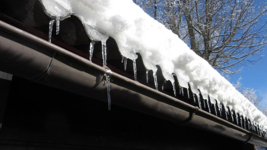 Top 3 Tips for Winterizing Your Roof